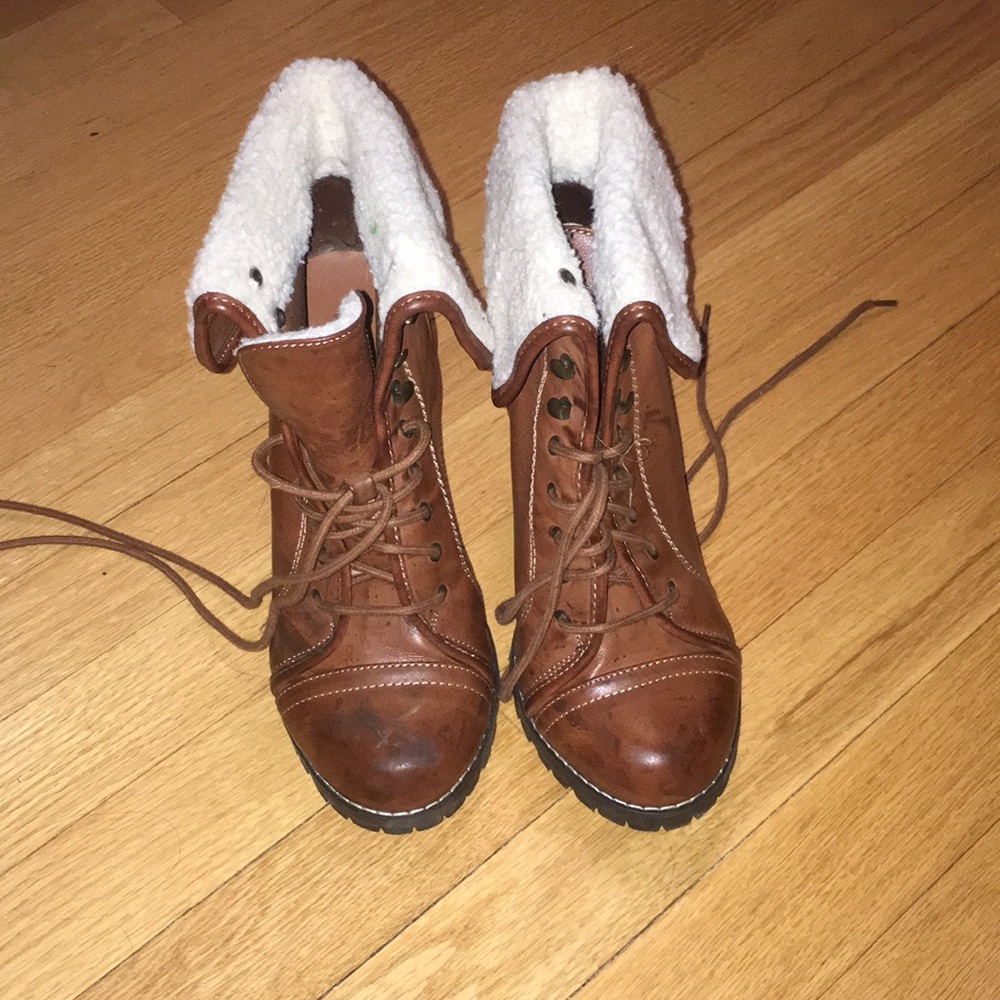 Fur leather booties